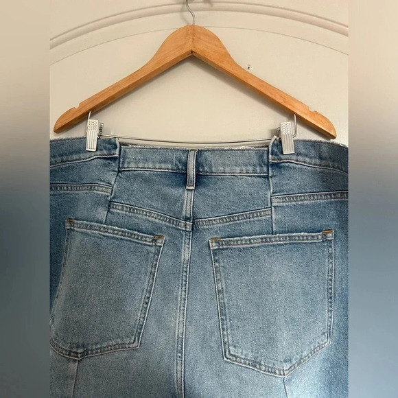 Abercrombie & Fitch the 7 Inch Dad Short High Angled Seam Cutout size 36 NWOT - Picture 12 of 14